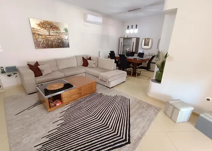 New Elegant Roof Apartment
